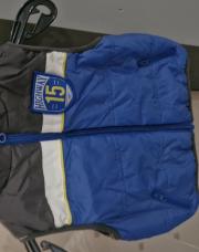 Manteau sans manche bleu et gris chaud T 68
