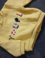 Pull jaune tao taille 1 mois