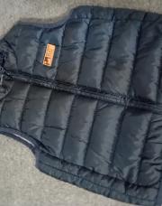 Veste sans manche taille 2 ans