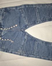 Jeans tape à l’œil 3mois 59cm