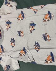 T-shirt requins bouées - T. 6 ans