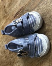 Chaussure Mickey 3-6mois 