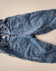 Jeans avec roses - Kiabi - 3 mois
