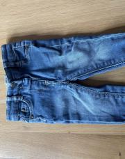 Jeans tape à l’œil 3 mois 