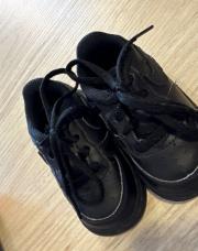 Nike, pointure 19 1/2