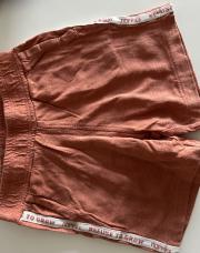 Short orange