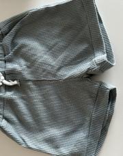 Short vert ensemble