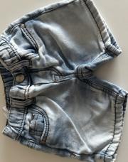 Short jeans