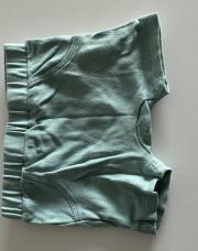 Short vert 