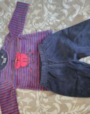Pyjama bleu et rouge