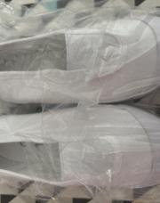 Ballerine neuve taille 27 