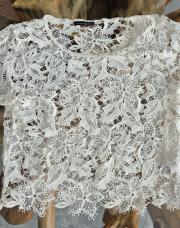 Blouse blanche à dentelle Atmosphere T.S