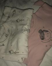 Lot de 2 pyjamas taille 3 mois 