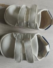 Baskets bébé 