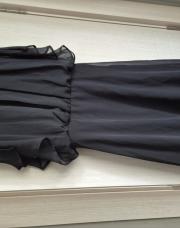 Robe noir voile