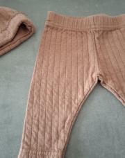 Legging et bonnet bruns 1 mois