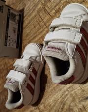 Baskat Adidas P21