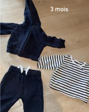 Ensemble training avec blouse longue manche Kiabi 3 mois 