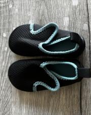 Petites pantoufles confortable taille 21 neuf
