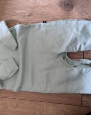 Une pièce vert Zeeman 56 avec pied 