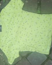 Blouse fleurie verte 