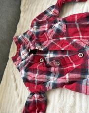 1 mois chemise rouge 