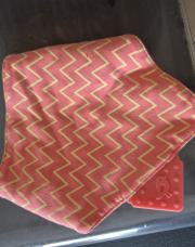 Bavoir rose ligne jaune - laessig