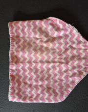 Bavoir rose ligne zigzag 