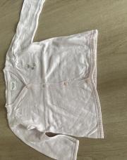 Gilet, tape-à-l’œil, neuf mois