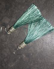 Boucles pompoms vert