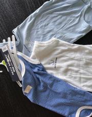 Lot 3 bodys petit bateau 24M