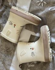 Bottes en caoutchouc blanche p23 