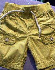Short jaune, Kiabi, 4 ans