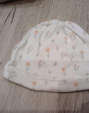 Bonnet à fleurs 