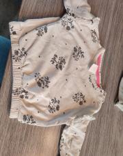 Pull Hema 3 mois fleurs bleues 