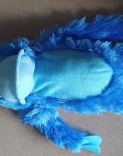 Peluche singe bleu 
