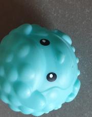 Jouet bleu bébé 