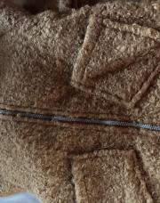 Manteau marron capuche