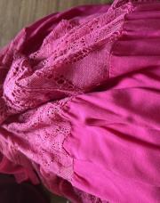 Robe dentelle rose 
