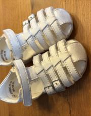 Sandalette blanche kickers 20