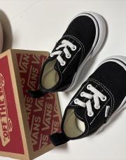 Vans neuve pointure 19