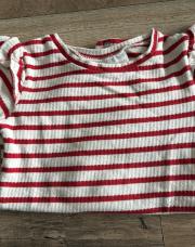 Body a lignes rouge 3-4 A 