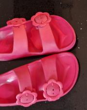Sandale rose kiabi 31