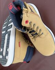 Chaussures Levis NEUVES (70€) 33