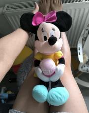Minnie 
