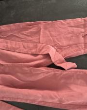 Pantalon d’été tape-à-l’œil