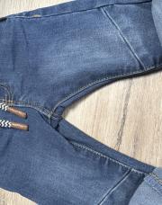 Jeans bleu foncé 3 mois