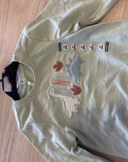 Pull 23 mois nouveau 