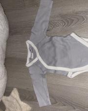 Body p’tit bisous taille prématuré  neuf 
