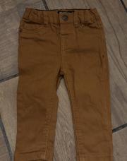 Jeans Neuf 6 mois 